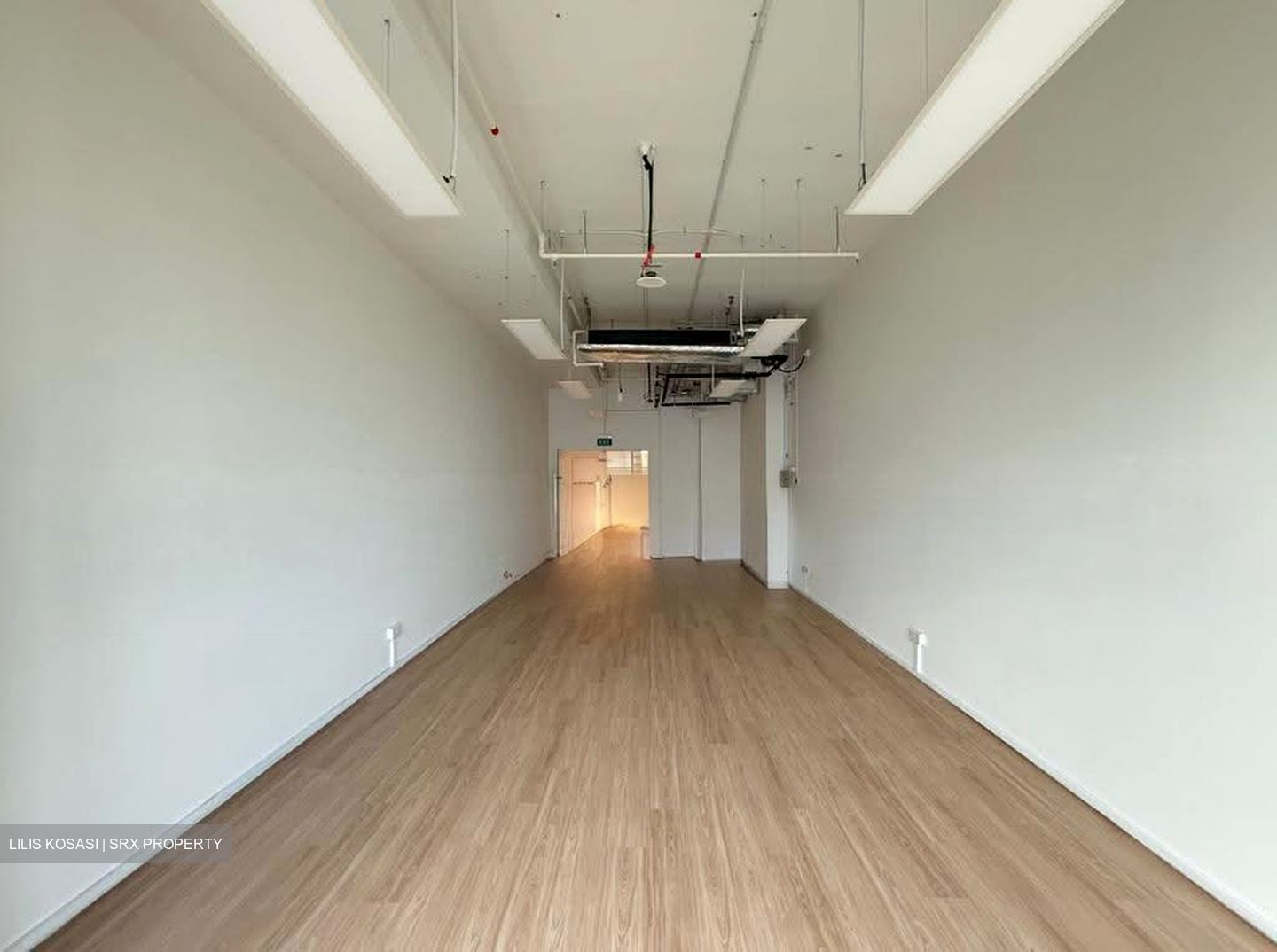 Woods Square (D25), Office #619307731